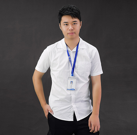 ���Ӿ���